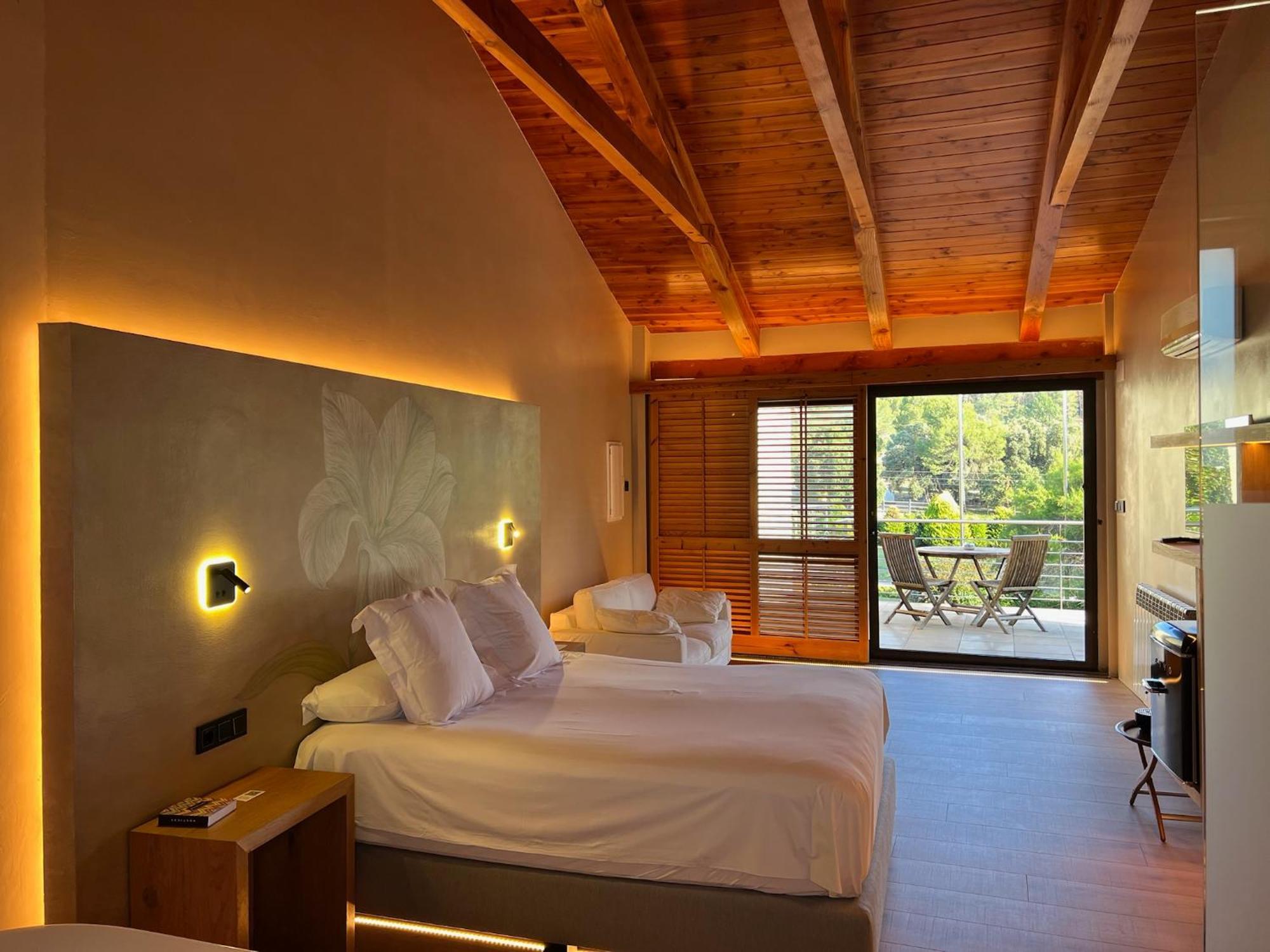 Boutique Hotel Urbisol Calders Extérieur photo