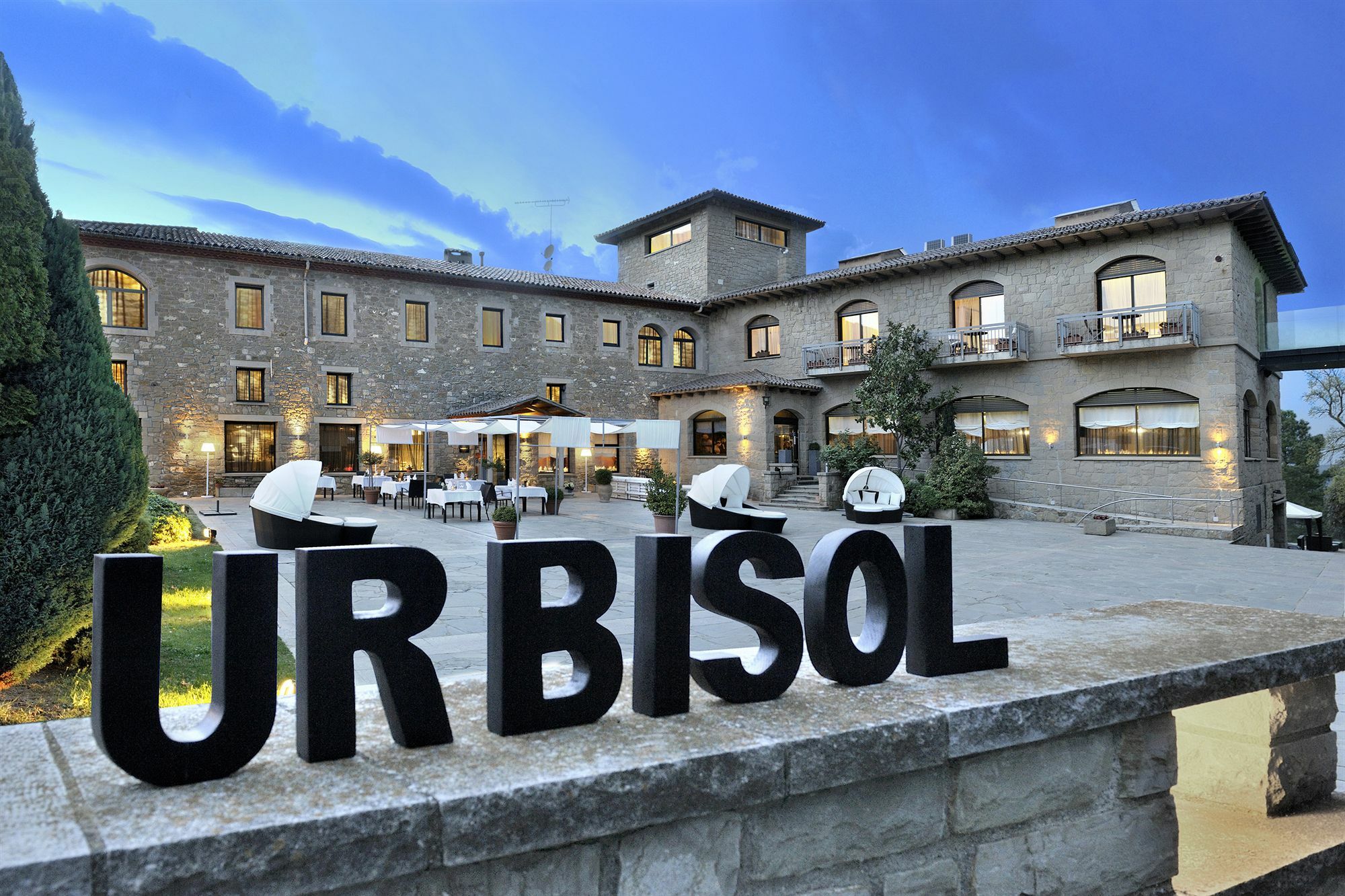 Boutique Hotel Urbisol Calders Extérieur photo
