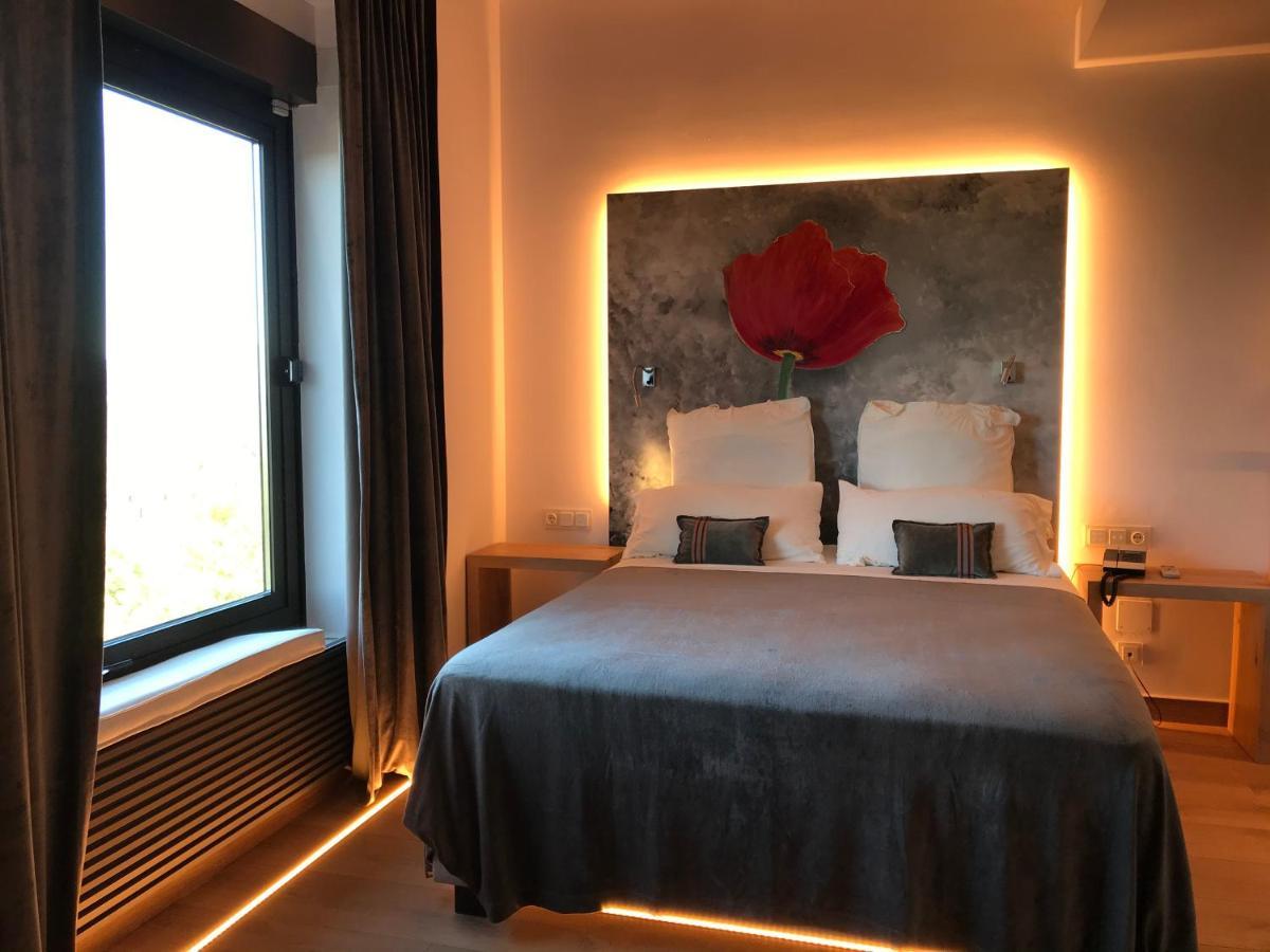 Boutique Hotel Urbisol Calders Extérieur photo