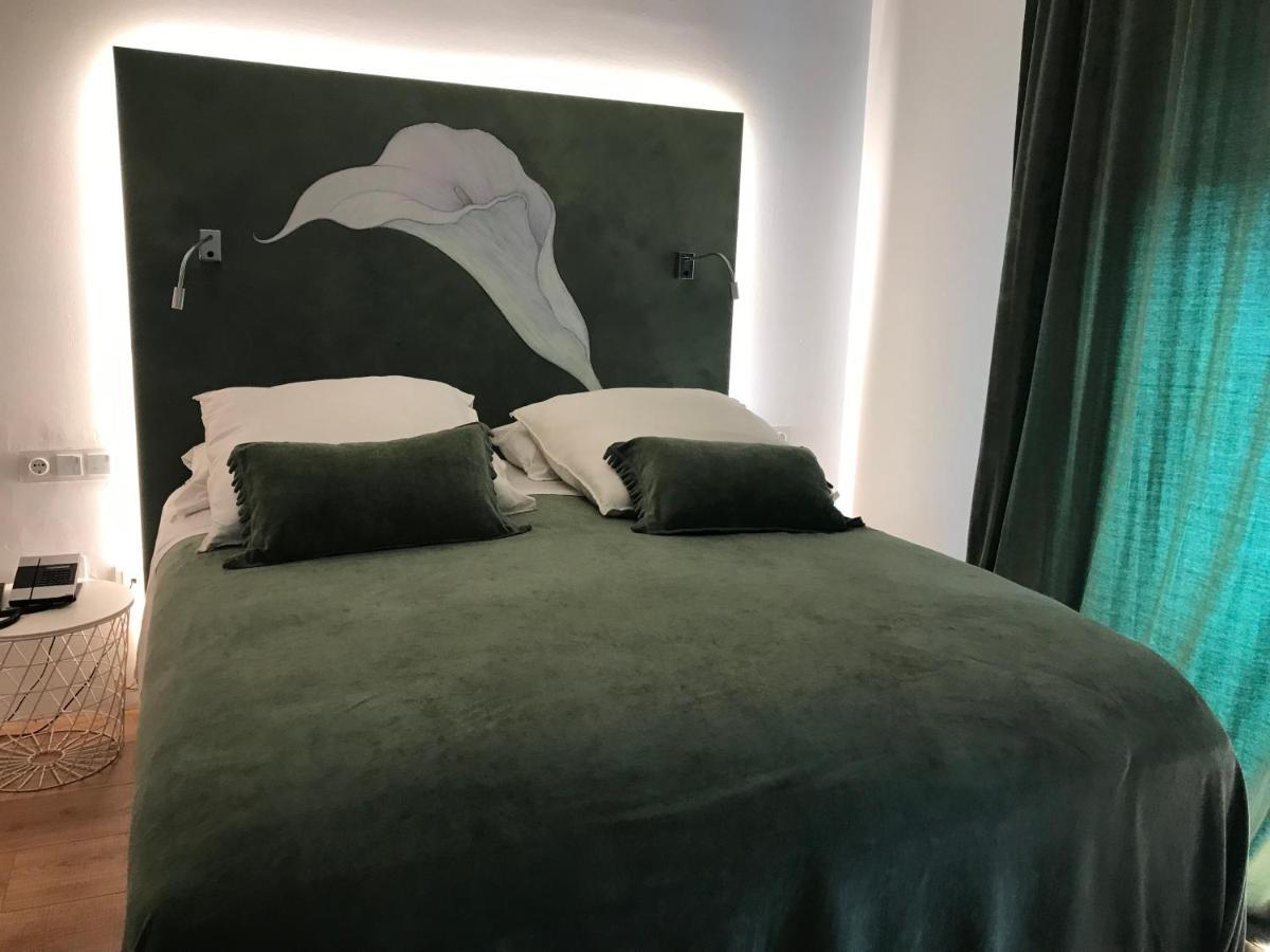 Boutique Hotel Urbisol Calders Extérieur photo